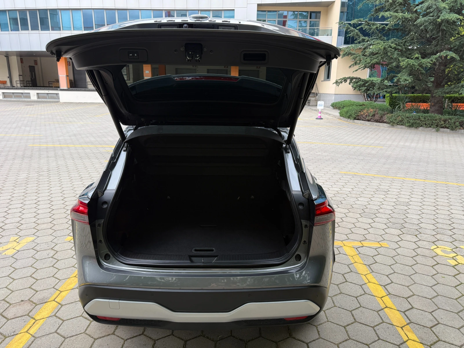 Nissan Qashqai * TEKNA+ * MASSAGE* FULL, снимка 12 - Автомобили и джипове - 54893710