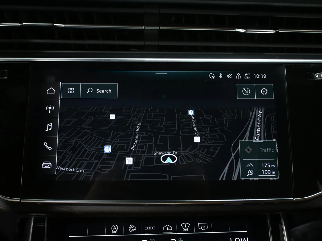 Audi Q7 Technik / ПАНО / ЛИЗИНГ / ЦЕНА до БГ, снимка 15 - Автомобили и джипове - 55396743