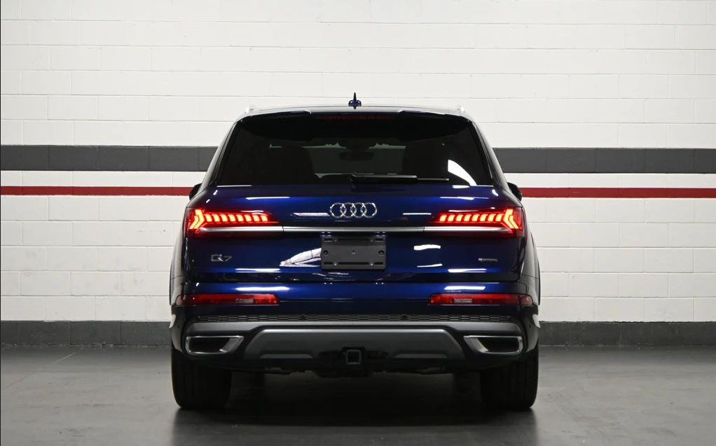 Audi Q7 Technik / ПАНО / ЛИЗИНГ / ЦЕНА до БГ, снимка 7 - Автомобили и джипове - 55396743