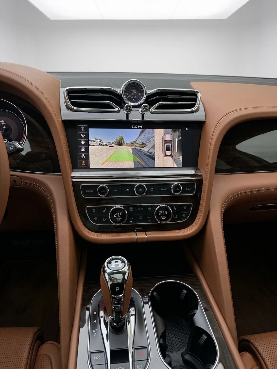 Bentley Bentayga 4.0 S V8 BLACK EDITION PANO ACC AIR SOFTCLOSE HUD, снимка 8 - Автомобили и джипове - 55476252