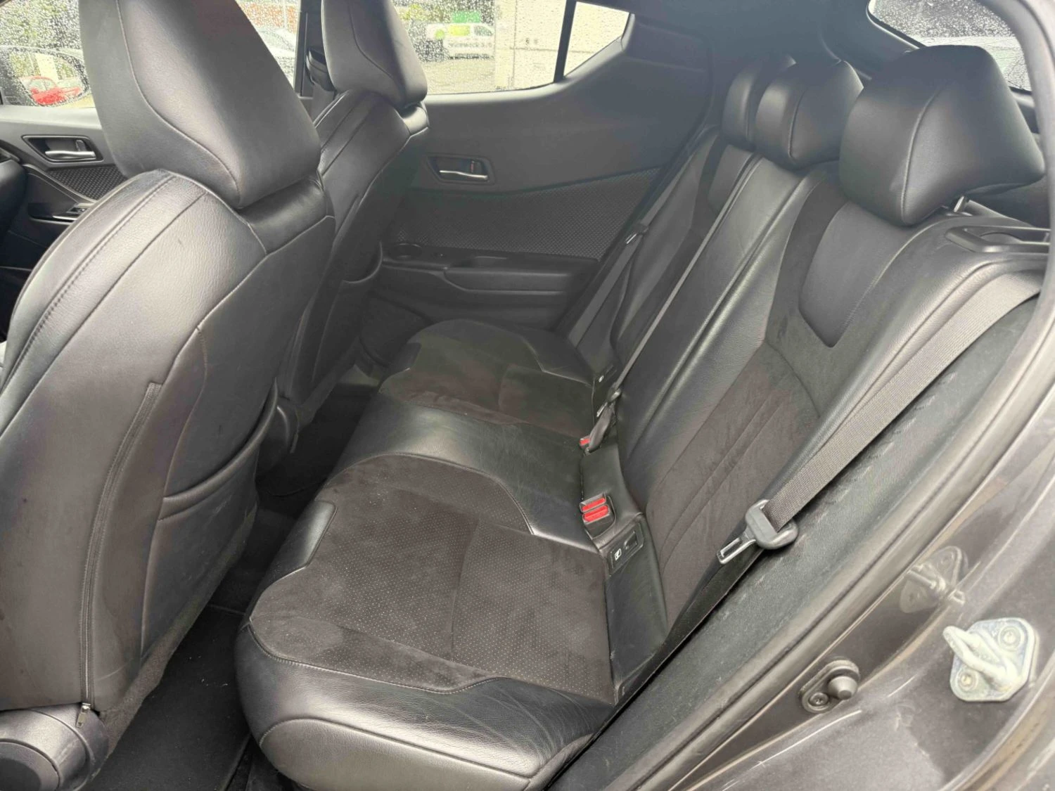 Toyota C-HR Premium 1.8 Хибрид, снимка 6 - Автомобили и джипове - 55623168