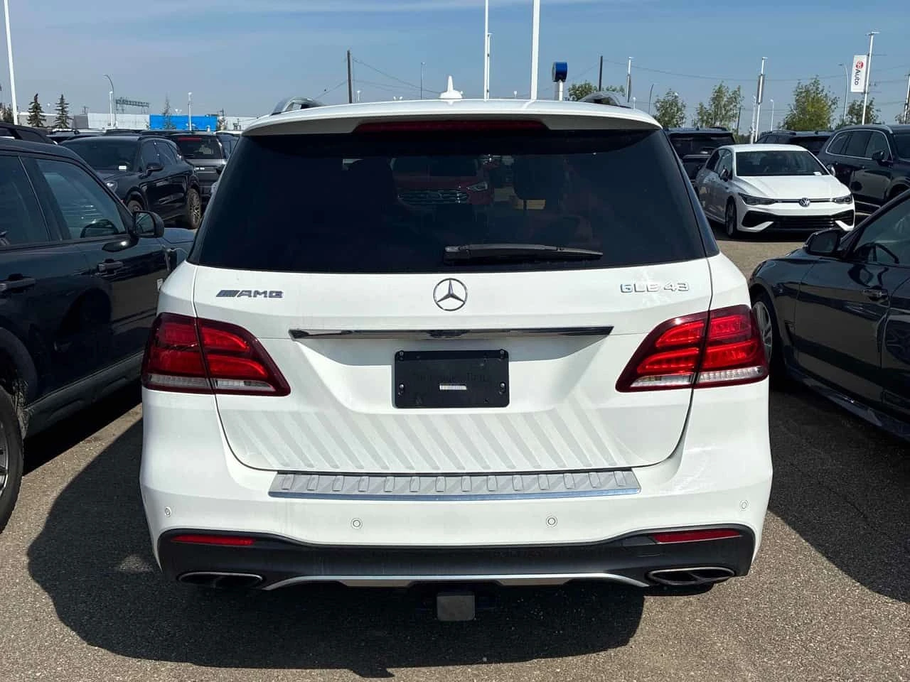 Mercedes-Benz GLE 43 AMG 4MATIC | CARFAX | АВТОКРЕДИТ БЕЗ ПЪРВОНАЧАЛНА, снимка 5 - Автомобили и джипове - 55710761