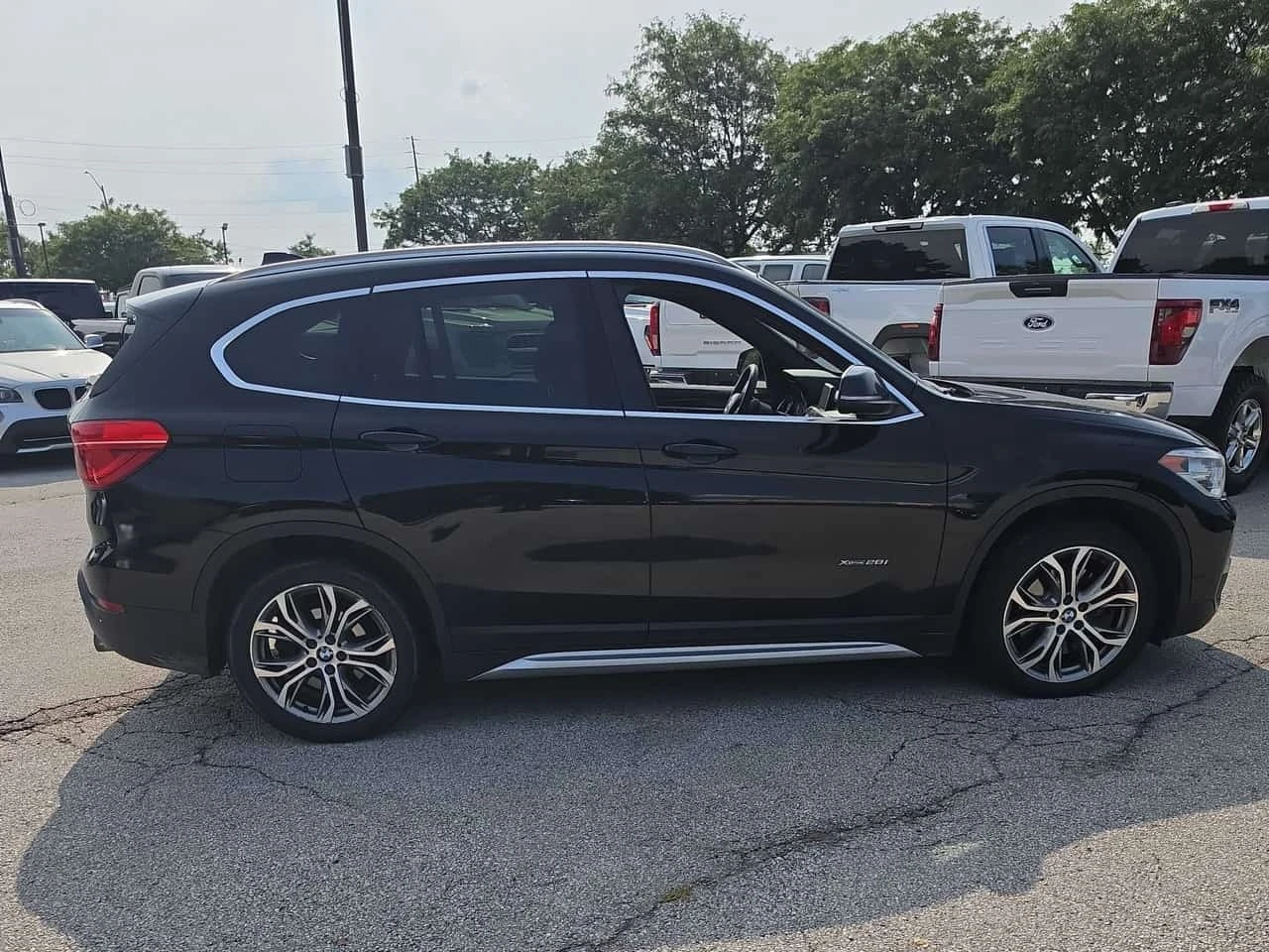 BMW X1 * xDrive28i * CARFAX * ОПЦИЯ ЗА ФИНАНСИРАНЕ , снимка 3 - Автомобили и джипове - 55748204