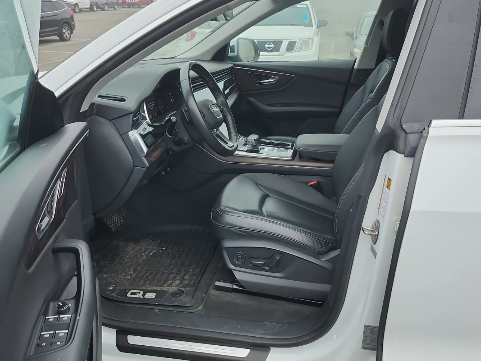 Audi Q8  55 TFSI quattro Progressiv | 2019 | 106 612 км , снимка 7 - Автомобили и джипове - 55981884