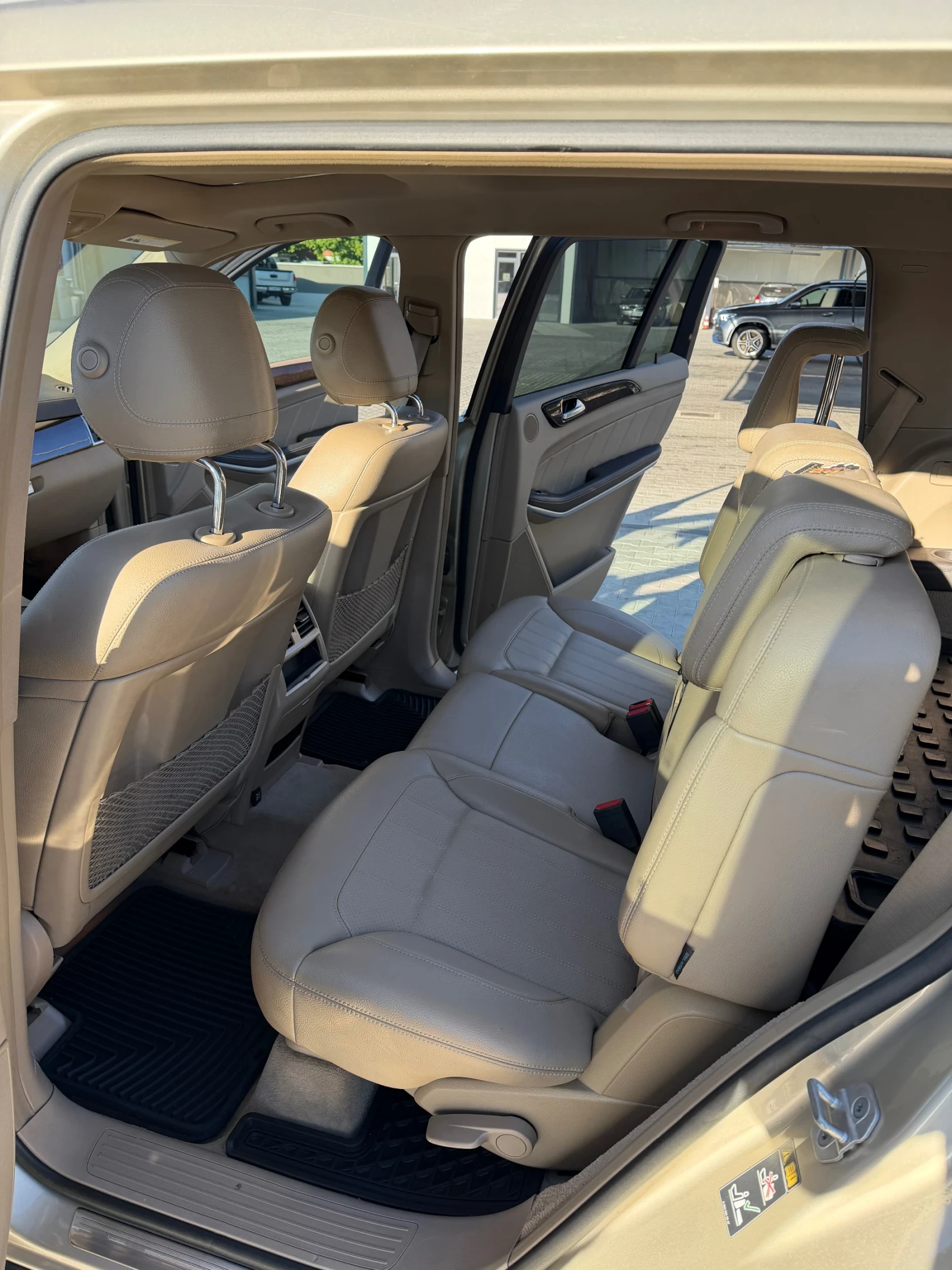 Mercedes-Benz GL 350, снимка 10 - Автомобили и джипове - 55994689