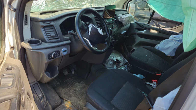 Ford Transit Custom 2.0tdci/на части, снимка 5 - Бусове и автобуси - 50801160