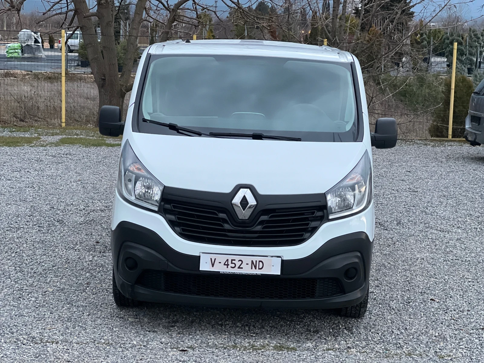 Renault Trafic 6 МЕСТА* ЛИЗИНГ* ЕВРО6 - изображение 3