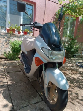 Suzuki Burgman, снимка 3