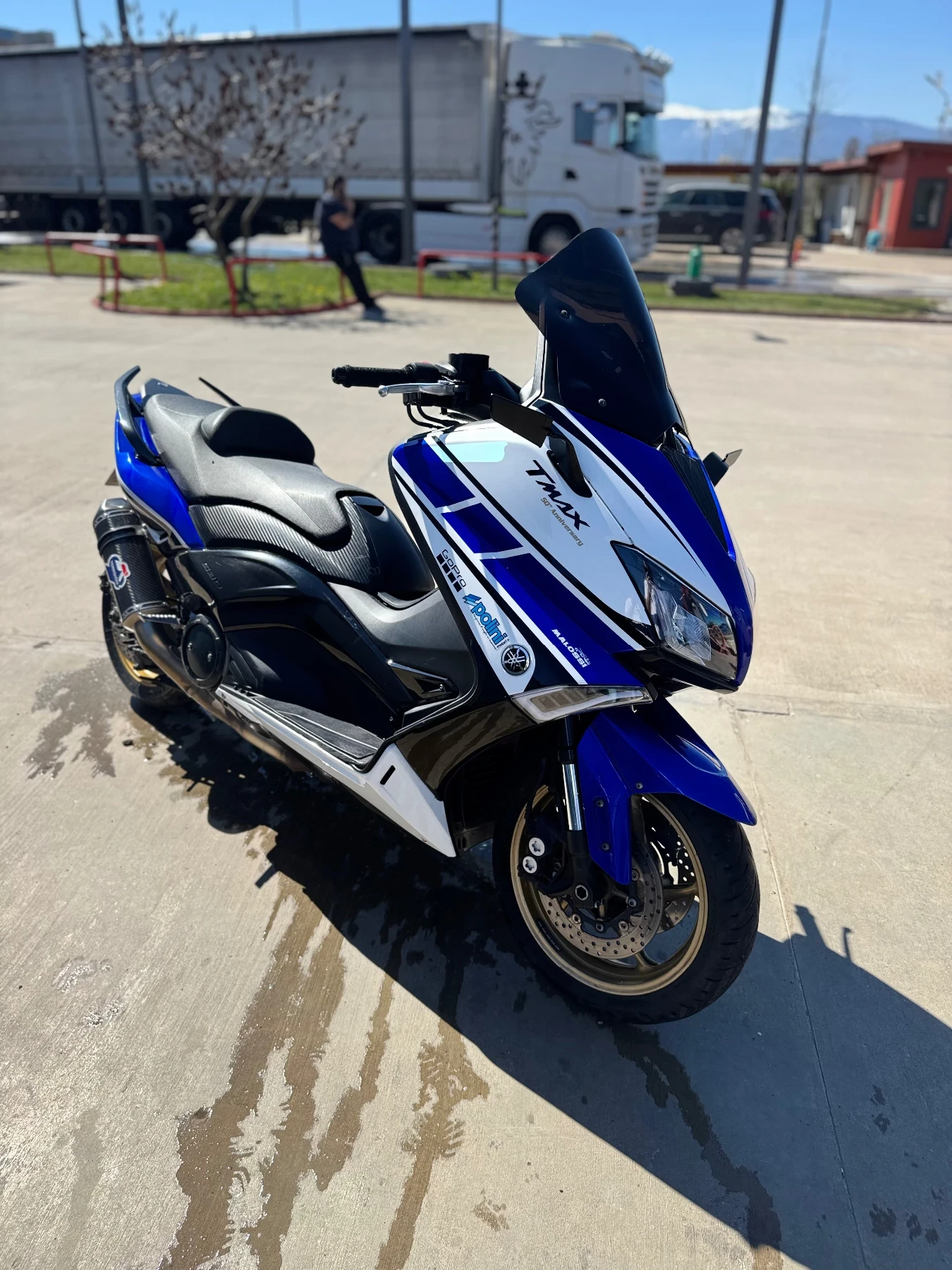 Yamaha T-max 530