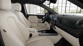 Mercedes-Benz GLA 180, снимка 9