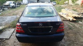 Mercedes-Benz E 220 22 CDI, снимка 10 - Автомобили и джипове - 45676970