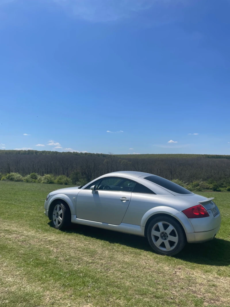 Audi Tt N8, снимка 12 - Автомобили и джипове - 47511775