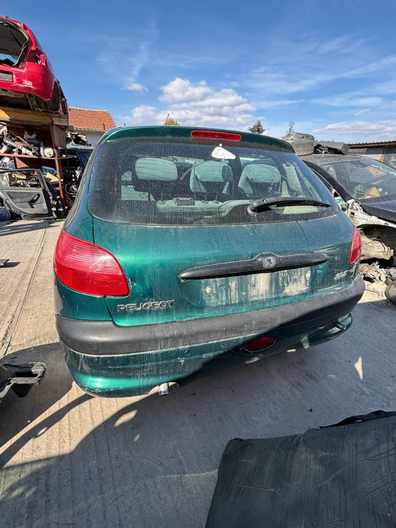 Peugeot 206 1.4i 75hp, снимка 7 - Автомобили и джипове - 47827313