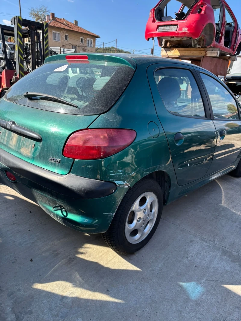 Peugeot 206 1.4i 75hp, снимка 4 - Автомобили и джипове - 47827313