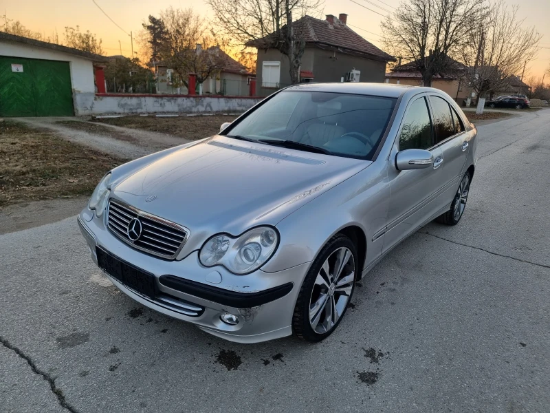 Mercedes-Benz C 240 Facelift , снимка 1 - Автомобили и джипове - 48005893