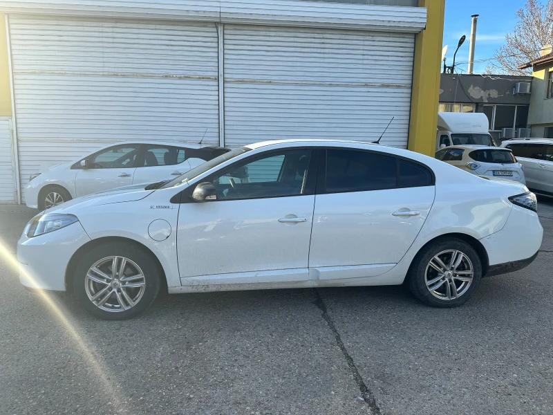 Renault Fluence, снимка 7 - Автомобили и джипове - 48389576