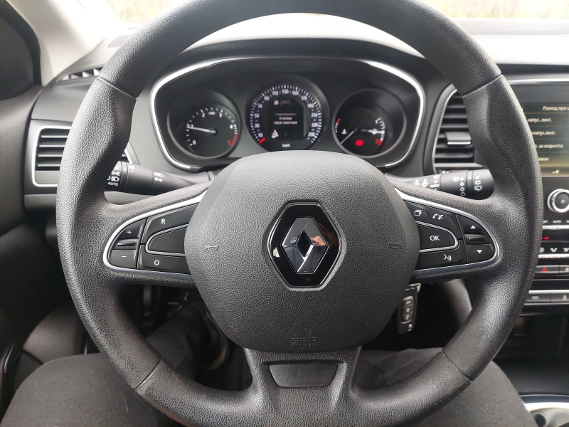 Renault Megane 1, 5dci 116ps LED, снимка 9 - Автомобили и джипове - 48589496