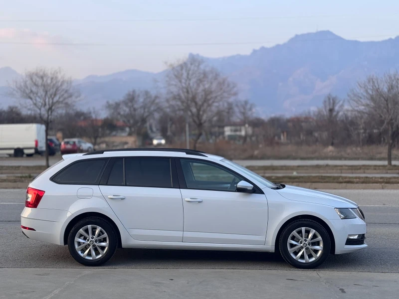 Skoda Octavia 1.6TDI 116ps * ПЕРФЕКТЕН* , снимка 6 - Автомобили и джипове - 49288953