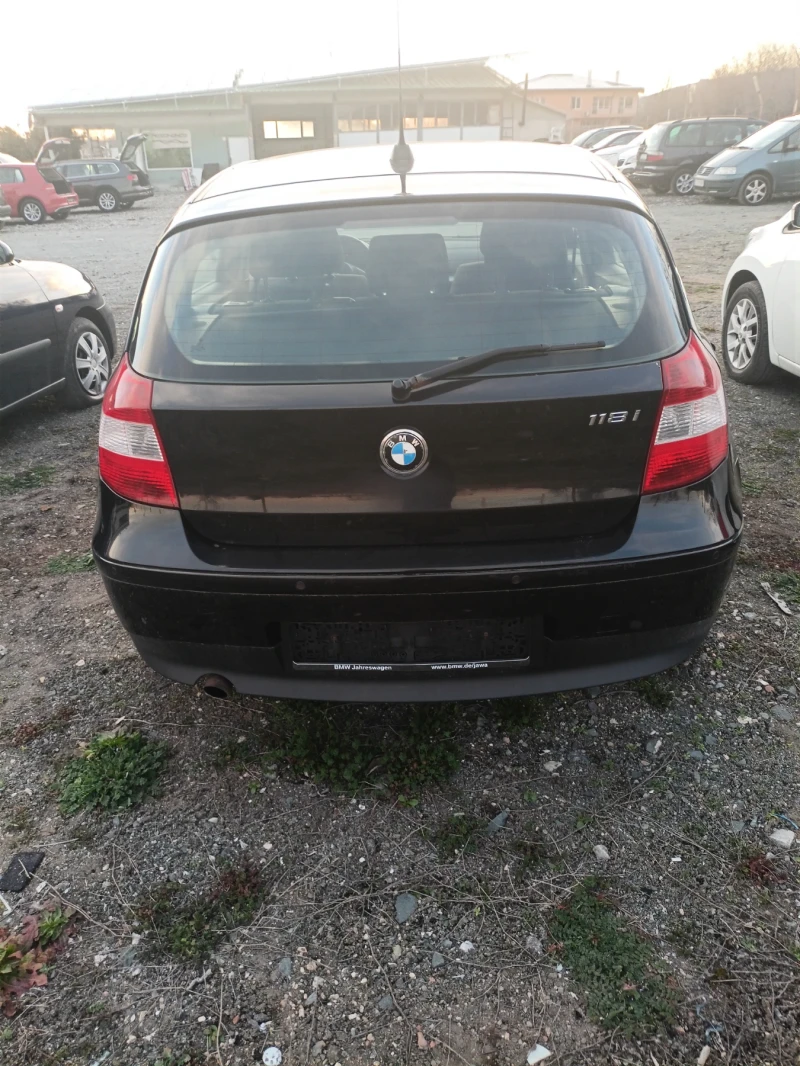 BMW 118, снимка 6 - Автомобили и джипове - 49410120