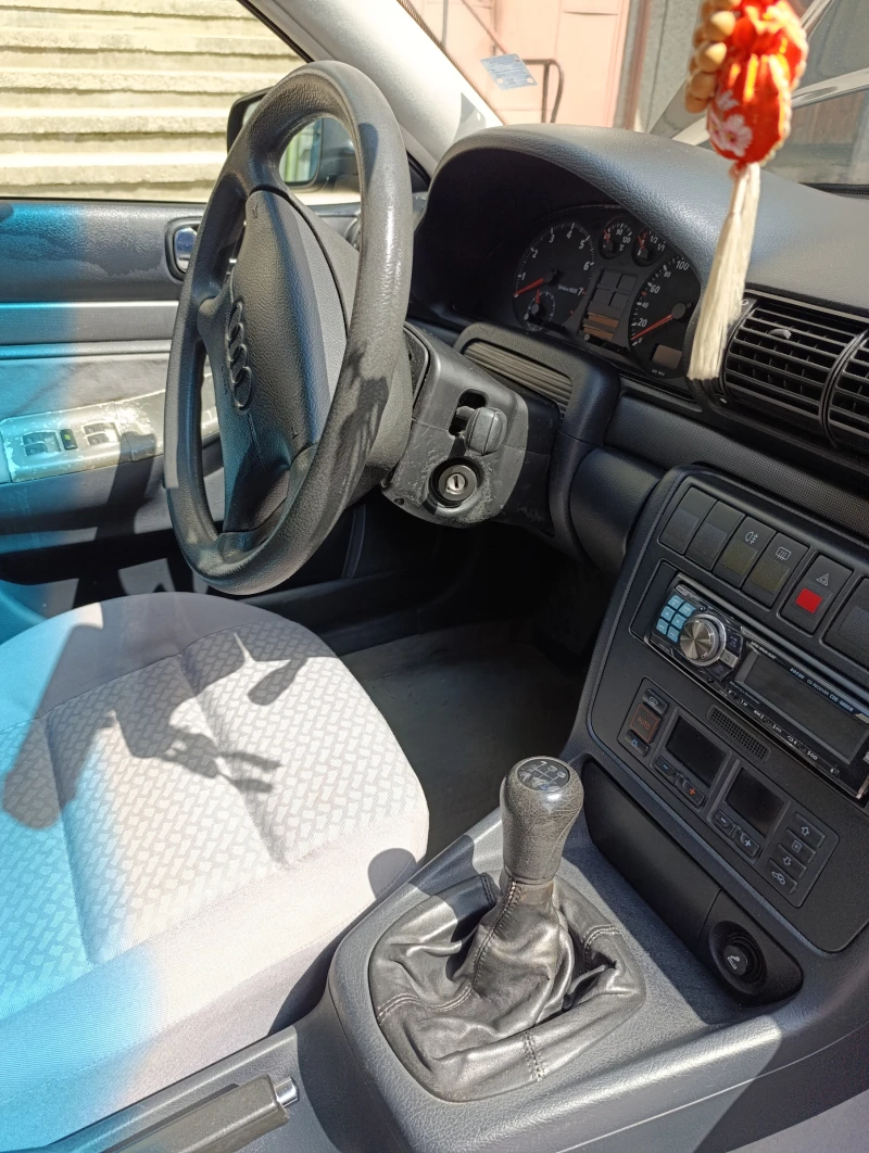 Audi A4, снимка 7 - Автомобили и джипове - 52383224