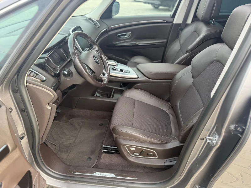 Renault Espace 1.6 dci 160 ks 4 control СОБСТВЕН ЛИЗИНГ , снимка 10 - Автомобили и джипове - 52134245