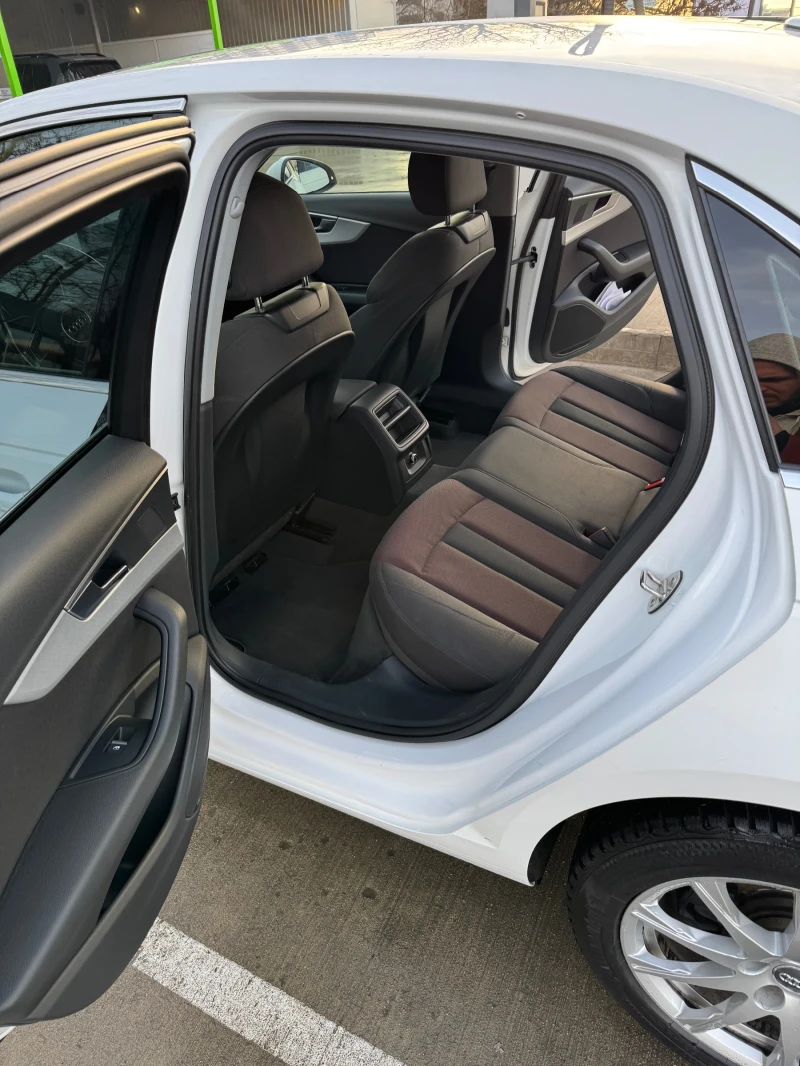 Audi A4, снимка 10 - Автомобили и джипове - 52284689