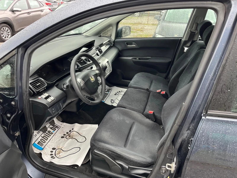 Honda Fr-v 1.7 vitec, снимка 7 - Автомобили и джипове - 52489058
