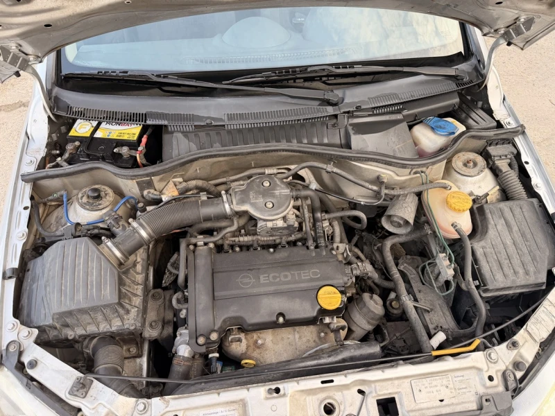 Opel Corsa AVTOMAT!!!, снимка 13 - Автомобили и джипове - 52722365