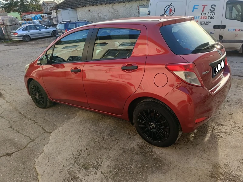 Toyota Yaris, снимка 3 - Автомобили и джипове - 52880867