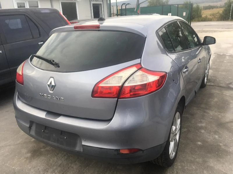 Renault Megane 1.6i 16v - изображение 4