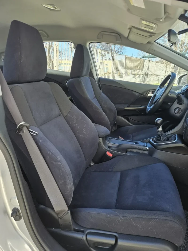 Honda Civic, снимка 9 - Автомобили и джипове - 52873196