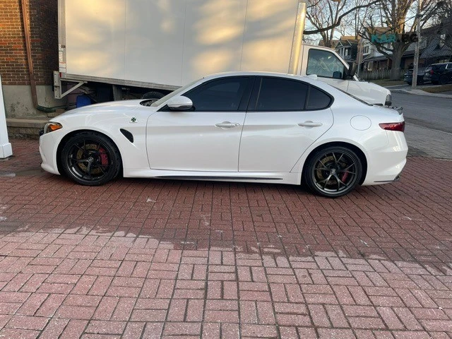 Alfa Romeo Giulia Quadrifoglio Q4 АВТОКРЕДИТ ЦЕНА ДО БЪЛГАРИЯ, снимка 2 - Автомобили и джипове - 54749951