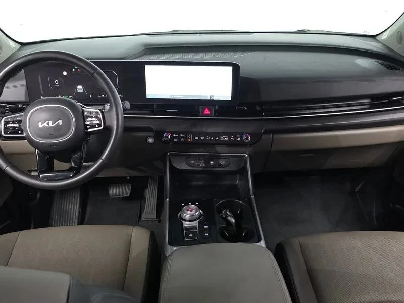 Kia Carnival, снимка 6 - Автомобили и джипове - 56719994