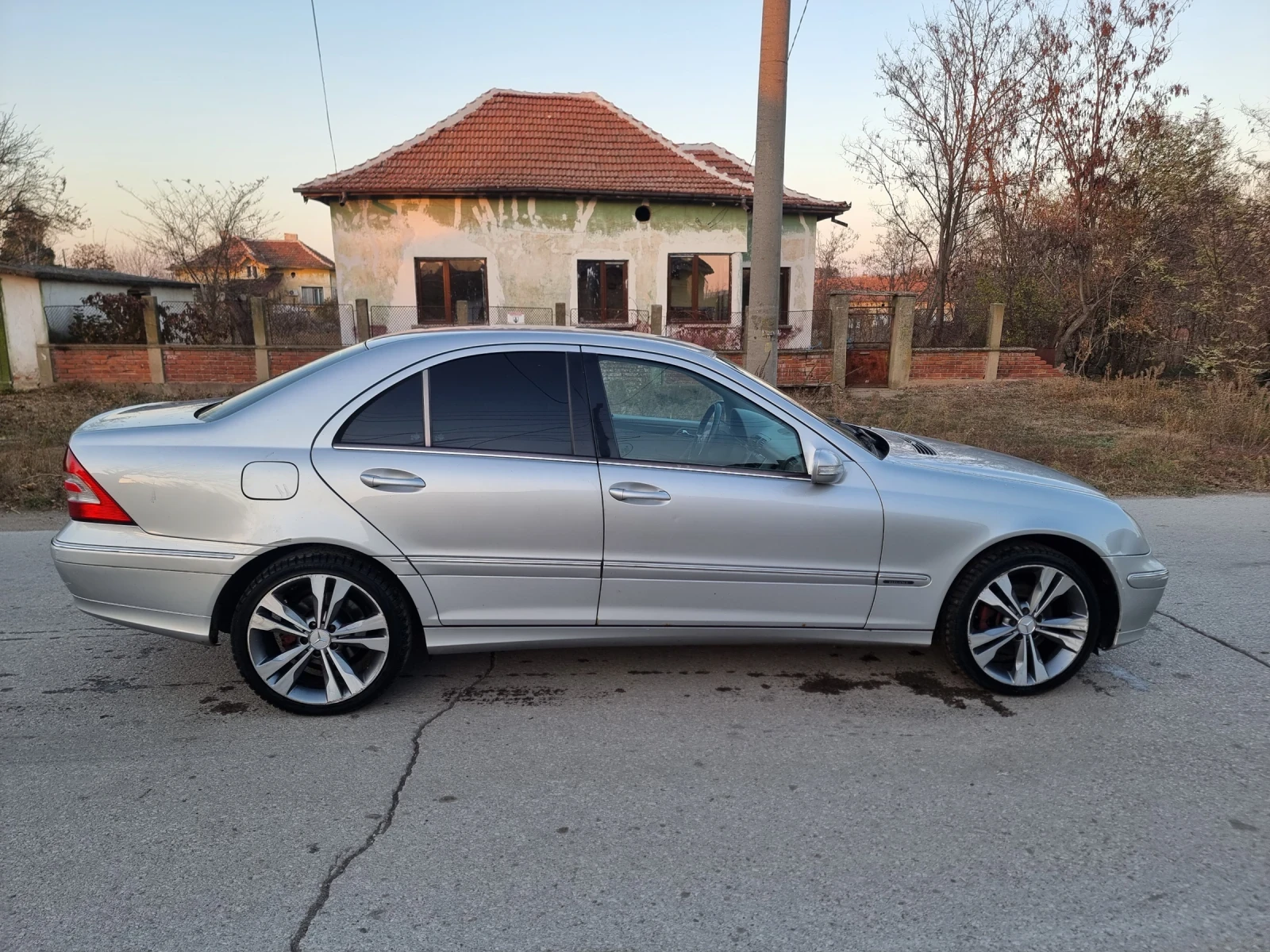 Mercedes-Benz C 240 Facelift  - изображение 4