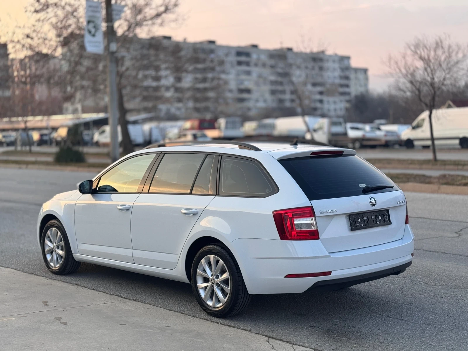 Skoda Octavia 1.6TDI 116ps * ПЕРФЕКТЕН*  - изображение 3