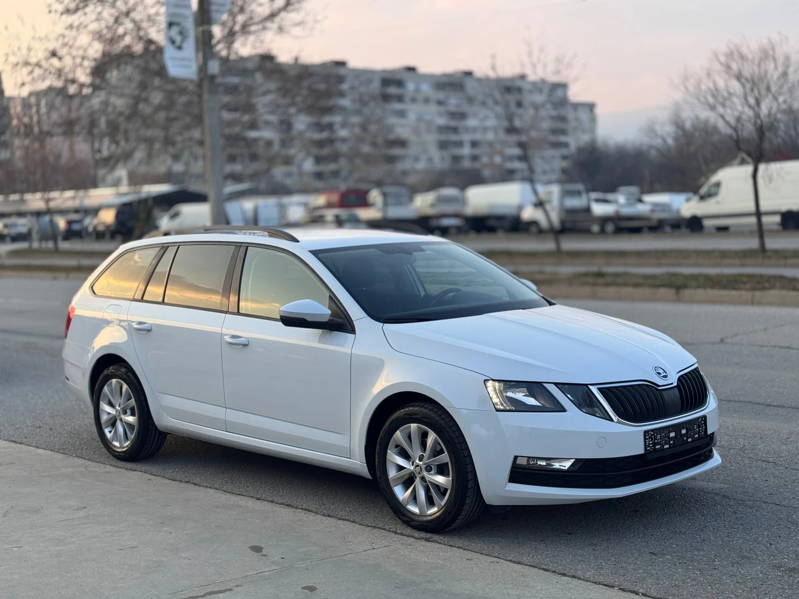 Skoda Octavia 1.6TDI 116ps * ПЕРФЕКТЕН*  - изображение 7