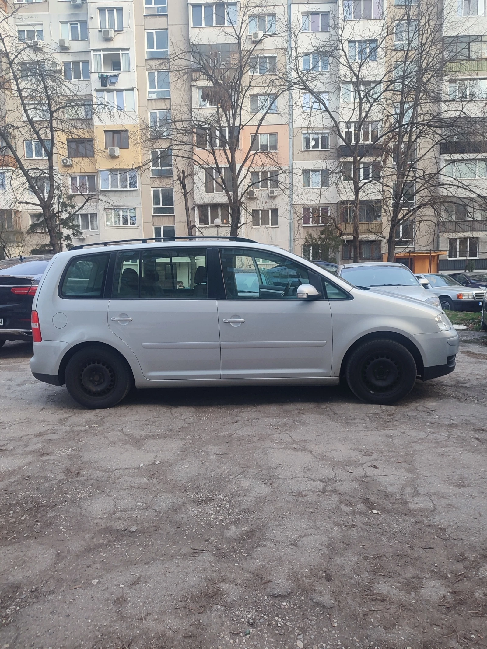 VW Touran 1.9 tdi 105 к.с. - изображение 3