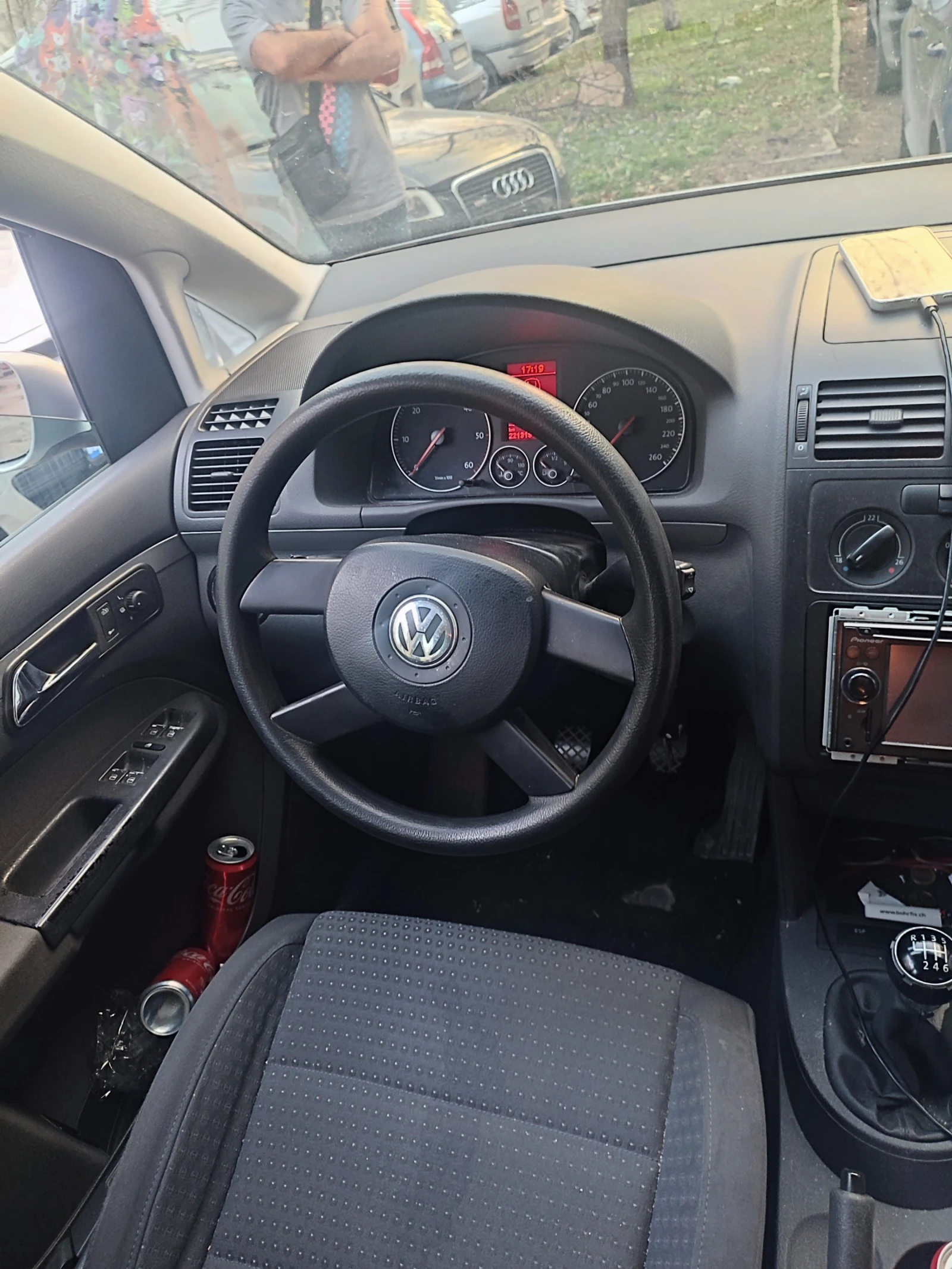VW Touran 1.9 tdi 105 к.с. - изображение 10