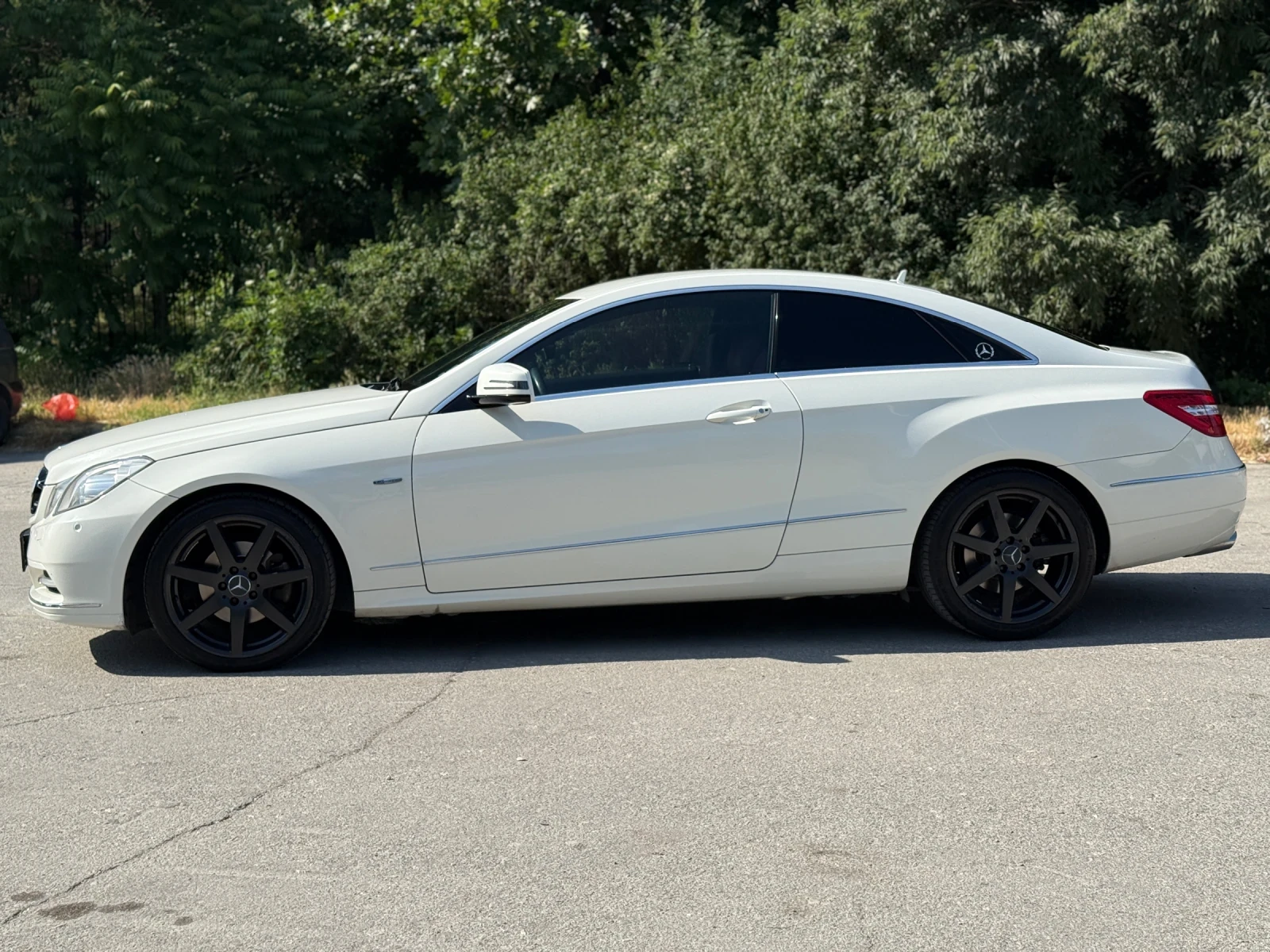 Mercedes-Benz E 220 CDI - изображение 4