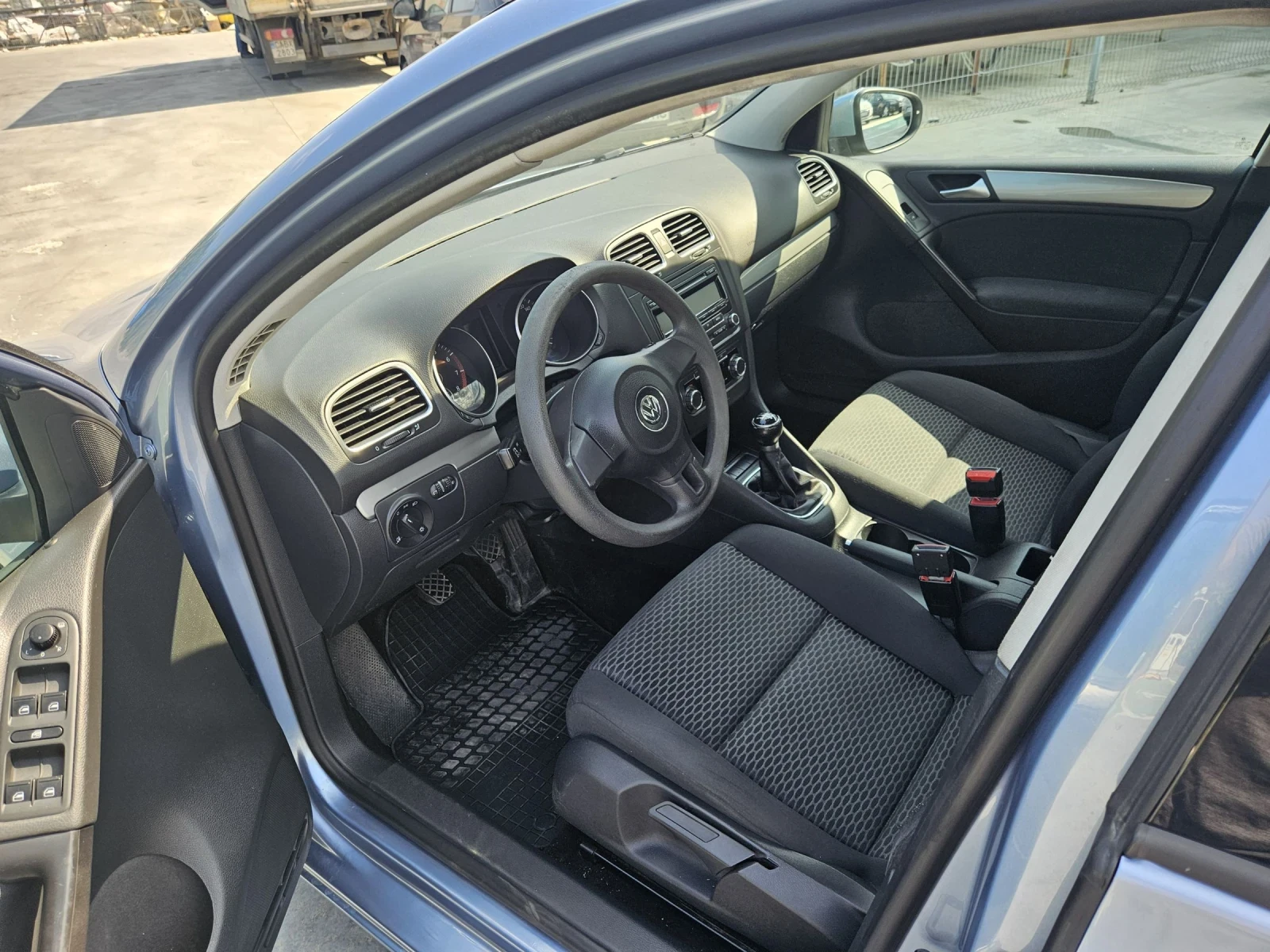 VW Golf 1.4i - изображение 10