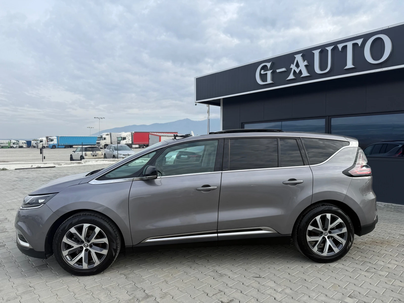 Renault Espace 1.6 dci 160 ks 4 control СОБСТВЕН ЛИЗИНГ  | Mobile.bg — изображение 8