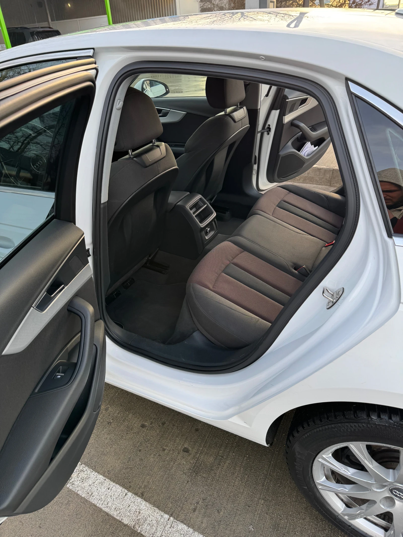 Audi A4 | Mobile.bg   10