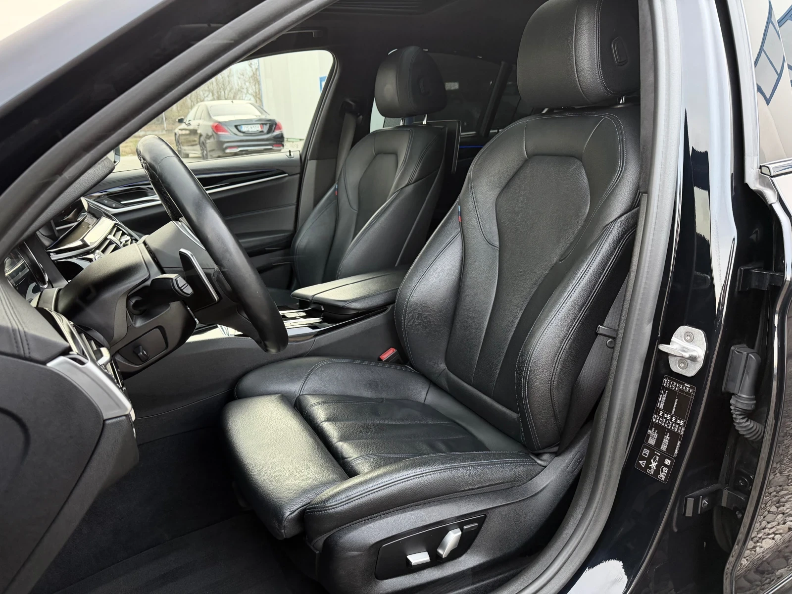 BMW 540 M-Sport/Bowers&Wilkins/LED/360-Camera/Full/������� | Mobile.bg � ����������� 11