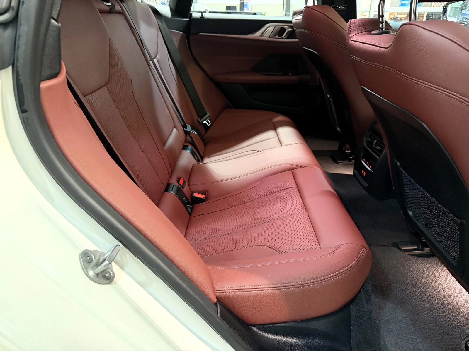 BMW i4  � ����������� & ���� ������  | Mobile.bg � ����������� 7