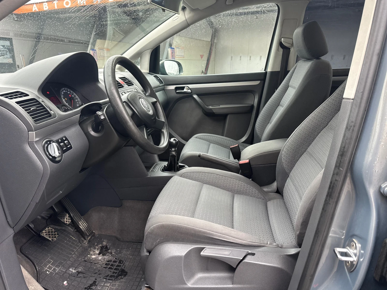 VW Touran 1.9 TDI - изображение 9