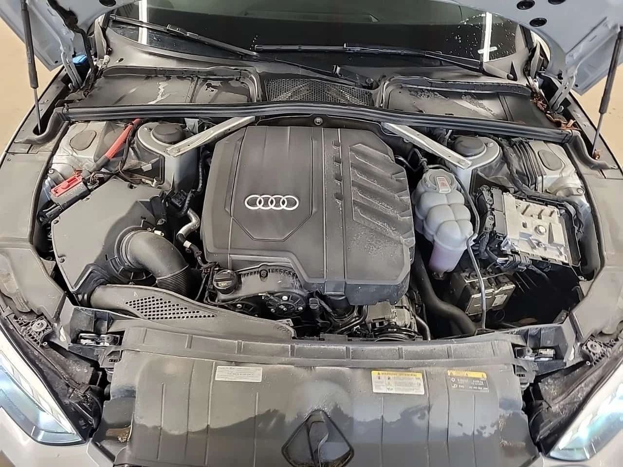 Audi A5 ПАНОРАМА| AMBIENT| ПОДГРЕВИ| CARFAX| 2 КЛЮЧА , снимка 16 - Автомобили и джипове - 53894237