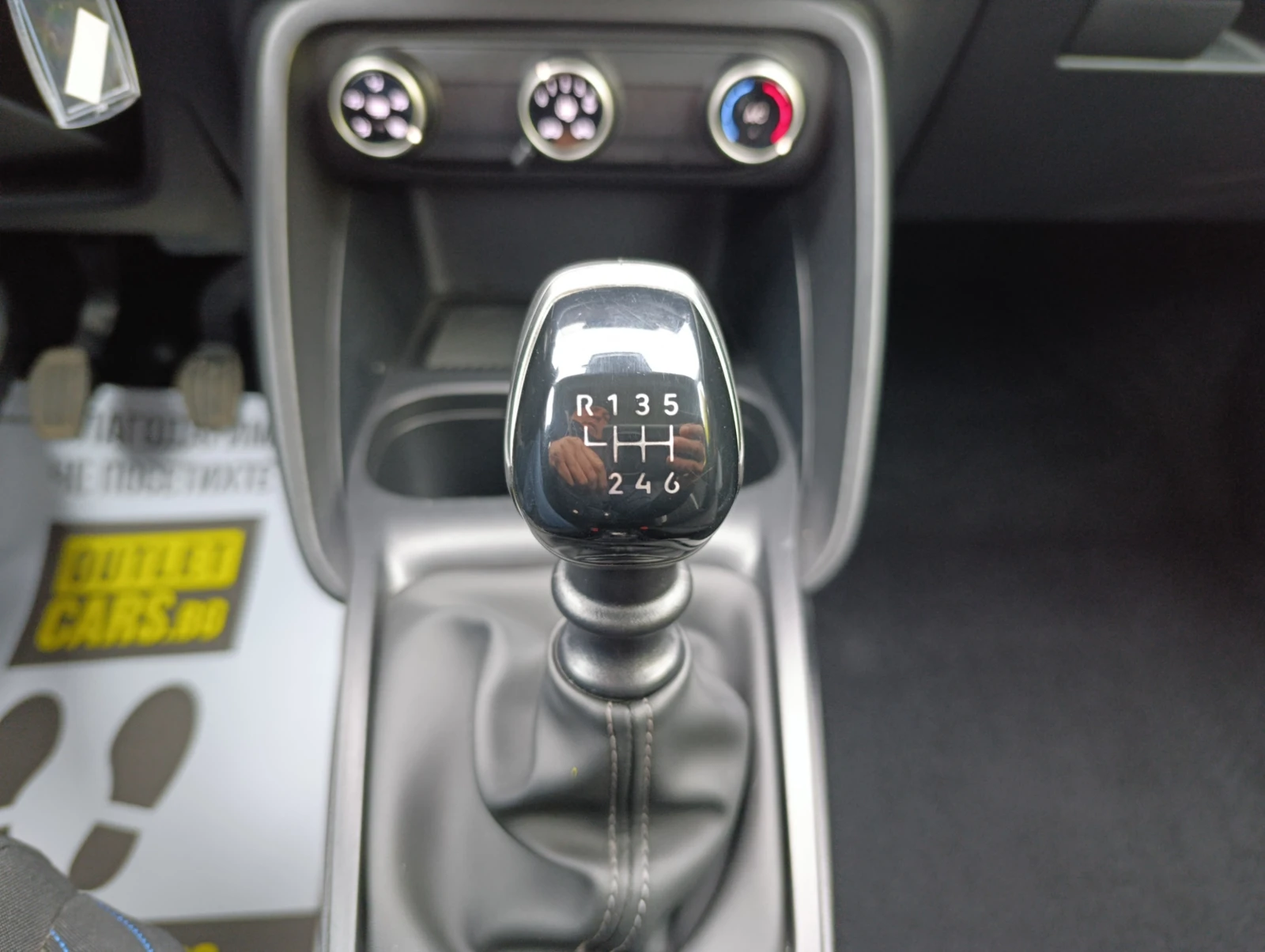 Citroen C3 1.2 100кс. Закупен от БГ, снимка 14 - Автомобили и джипове - 53964188