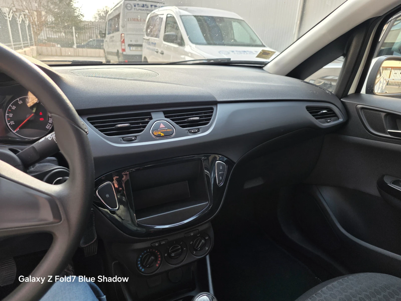 Opel Corsa 1.4 1398 куб.см ПЪРВИ СОБСТВЕНИК, снимка 10 - Автомобили и джипове - 53989688