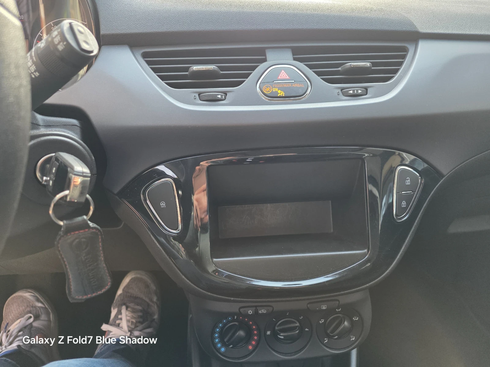 Opel Corsa 1.4 1398 куб.см ПЪРВИ СОБСТВЕНИК, снимка 9 - Автомобили и джипове - 53989688