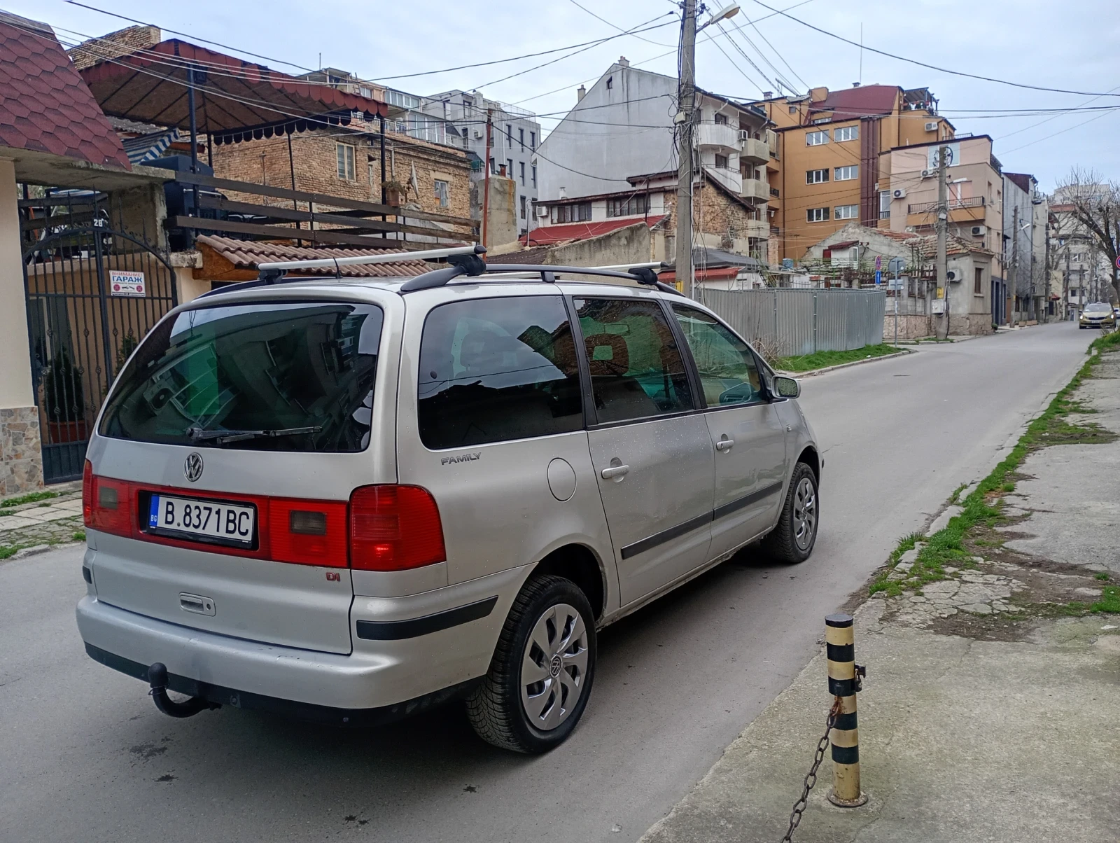 VW Sharan 1.9 TDi 6+ 1 Family Packet , снимка 4 - Автомобили и джипове - 54095455